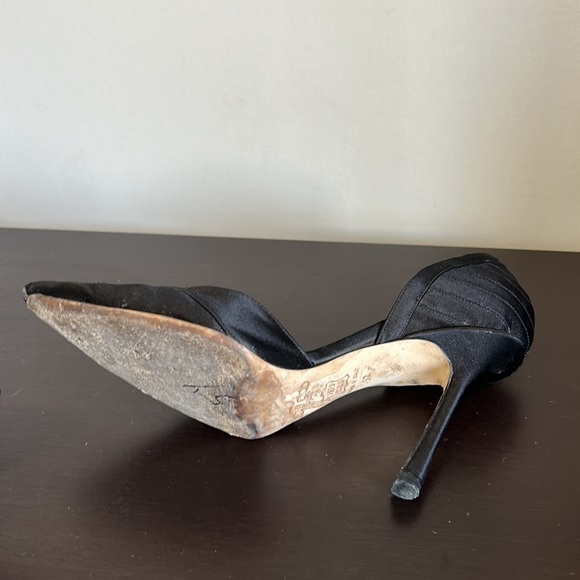 JIMMY CHOO London Black Silk Satin Peau De Soie Pumps Designer size 37 US 7 - Picture 10 of 11